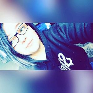 Meet your Posher, Danni